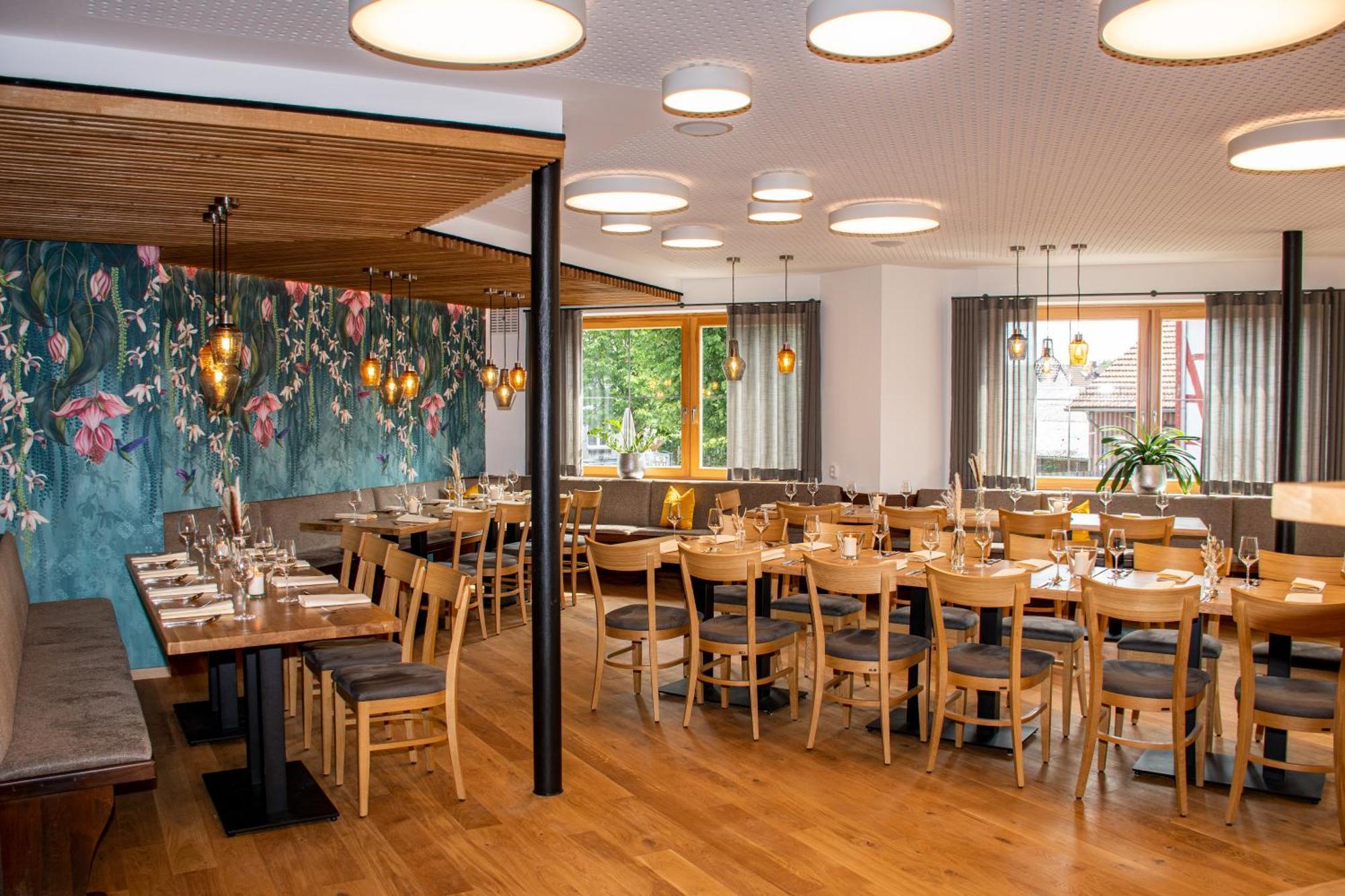 Deutsches Haus Hotel Restaurant Gastwirtschaft Biergarten Am Radweg Bermuthshain Exterior foto